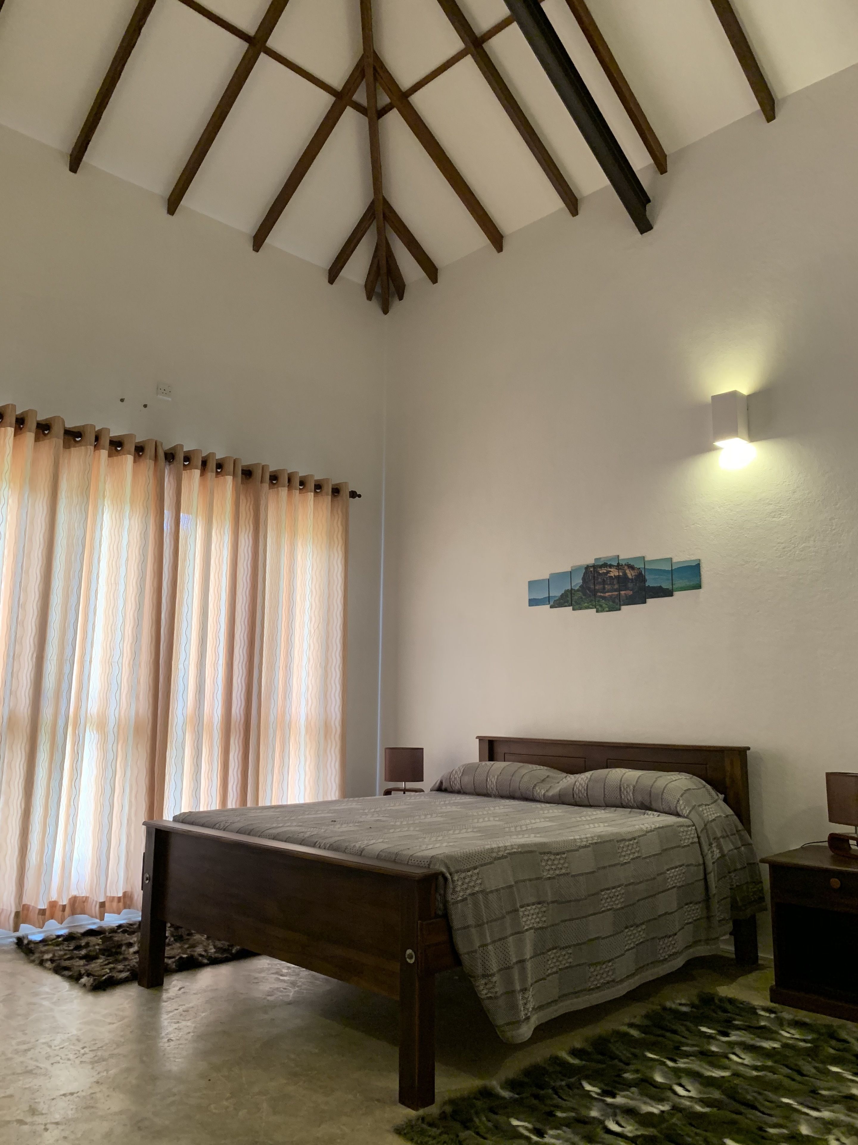 Triple Room | Desk, soundproofing, iron/ironing board, free WiFi