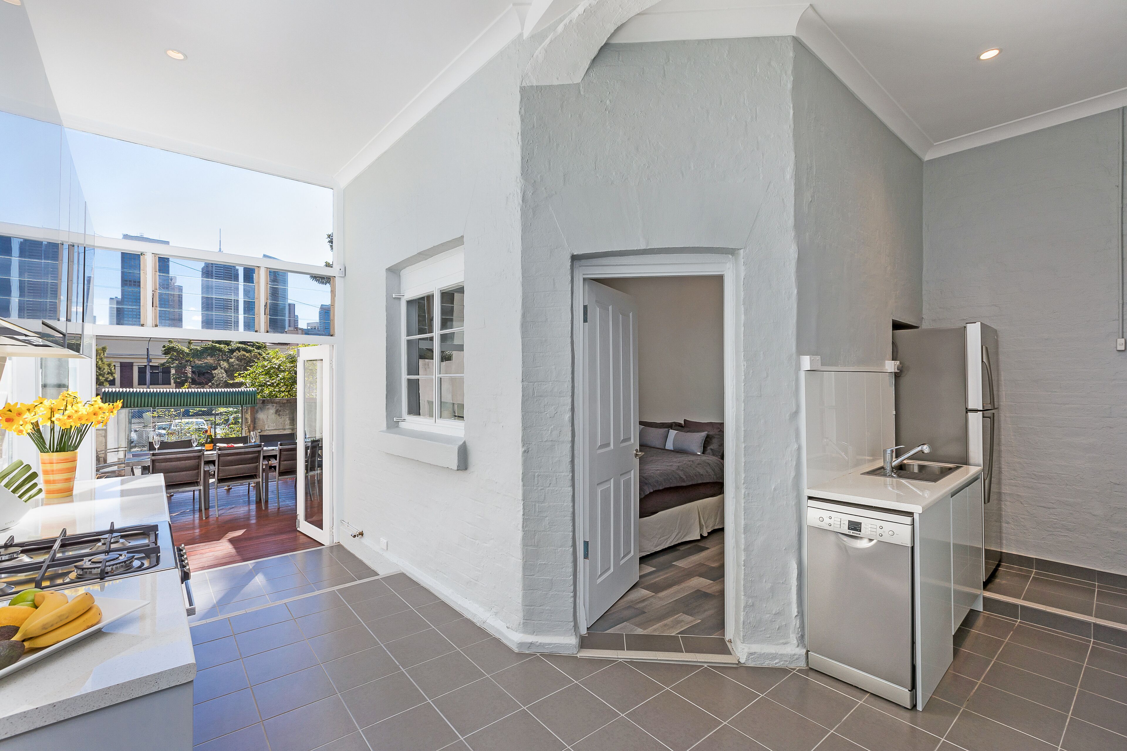 ❤Modern Heritage Terrace. City Views. Downtown. 2 BR — image 4