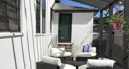 Selah 5th Avenue City Home in Miami Close to Design District, Wynwood #artbasel