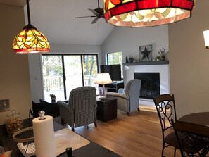 TV, fireplace, stereo