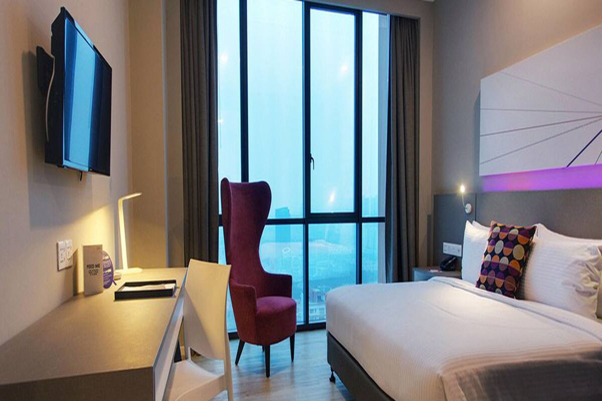 Superior Room, 1 King Bed, City View | In-room safe, blackout curtains, iron/ironing board (on request)