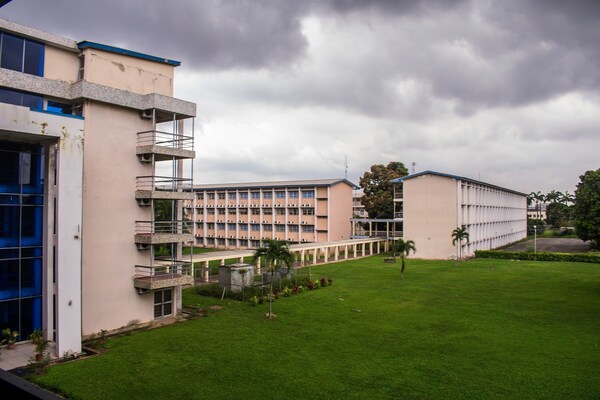 Dbi Guest House - Lagos