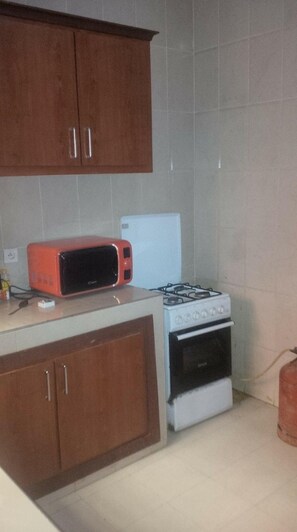 Studio | Private kitchen | Fridge, oven, coffee/tea maker - Stay.plus Kaba Appartments CPI (Dakar)