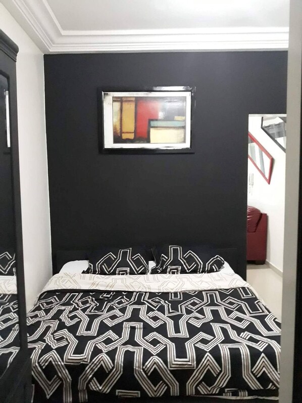 Studio | 2 bedrooms, desk, free WiFi, bed sheets - Stay.plus Kaba Appartments CPI (Dakar)