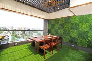 Apartment, 6 Bedrooms | Terrace/patio