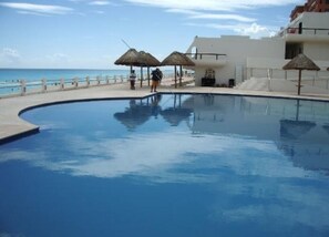 Alberca al aire libre 