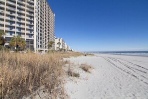 Accommodatie ligt op het strand