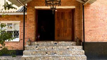 Pintu masuk interior