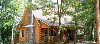 A_above_the_river_cabin