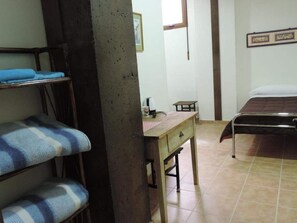 Doppel- oder Zweibettzimmer, 1 Doppelbett oder 2 Einzelbetten (Disability Acess)