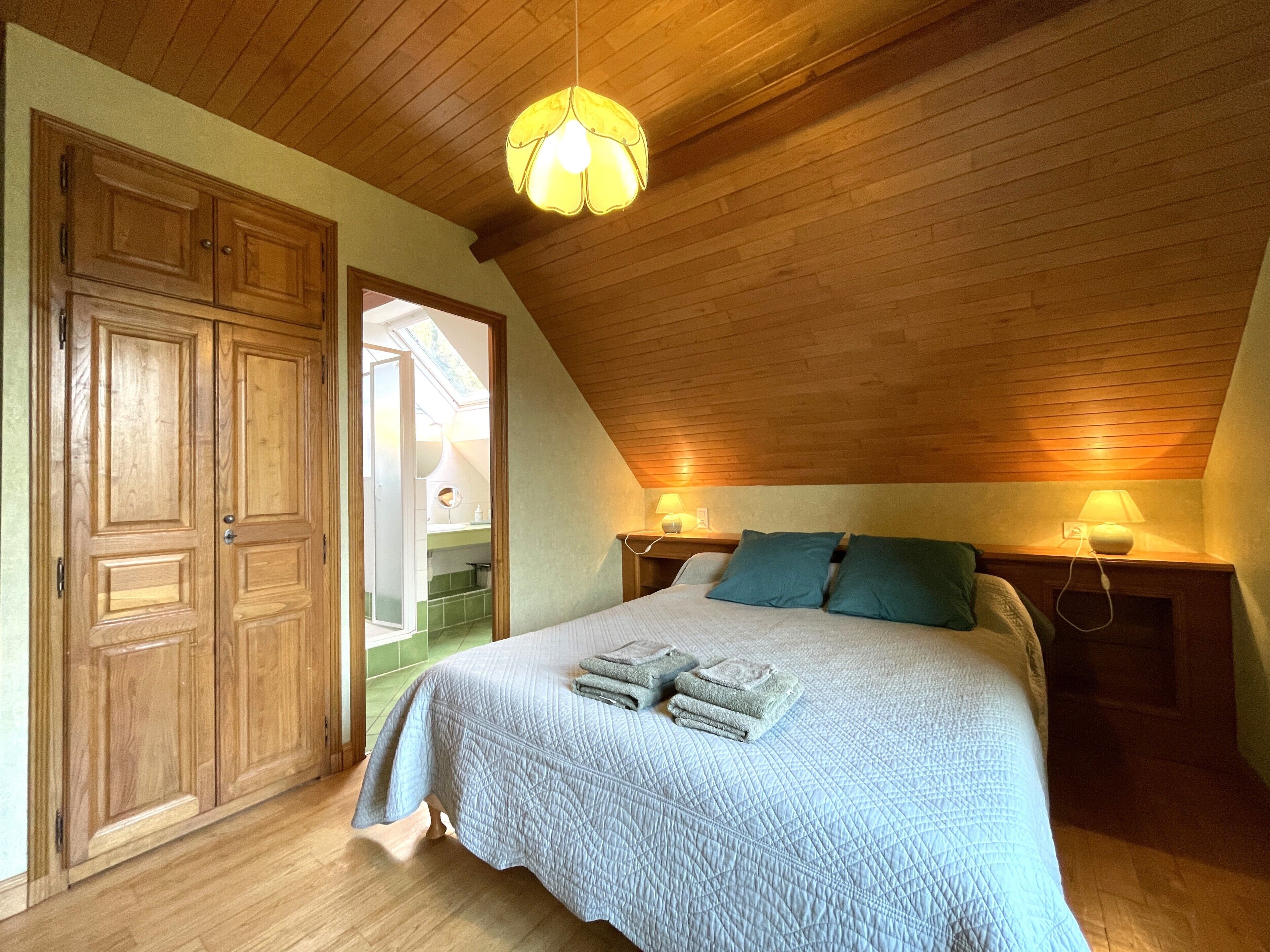 Habitació doble, accessible, vistes a la muntanya | Cortines opaques i habitacions insonoritzades 