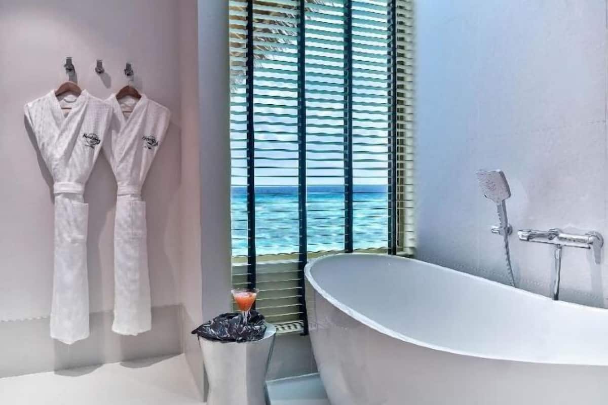 Baño | Artículos de higiene personal de diseño, secador de pelo y albornoces