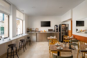 Interior - Hostal Baler (Barcelona)