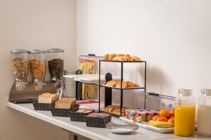 Restaurant - Hostal Baler (Barcelona)