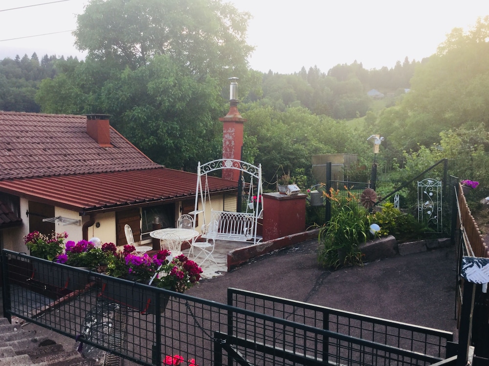 La Ferme de Là-haut B&B image