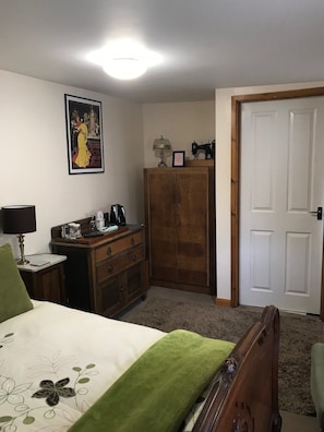 Ropa de cama de alta calidad, wifi gratis y ropa de cama