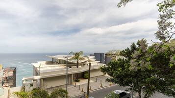 Premier Loft | Balcony view