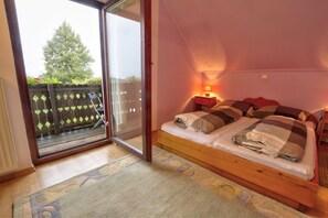 Double Room | Free cribs/infant beds, free WiFi, bed sheets - Country House Slemenšek (Vojnik)