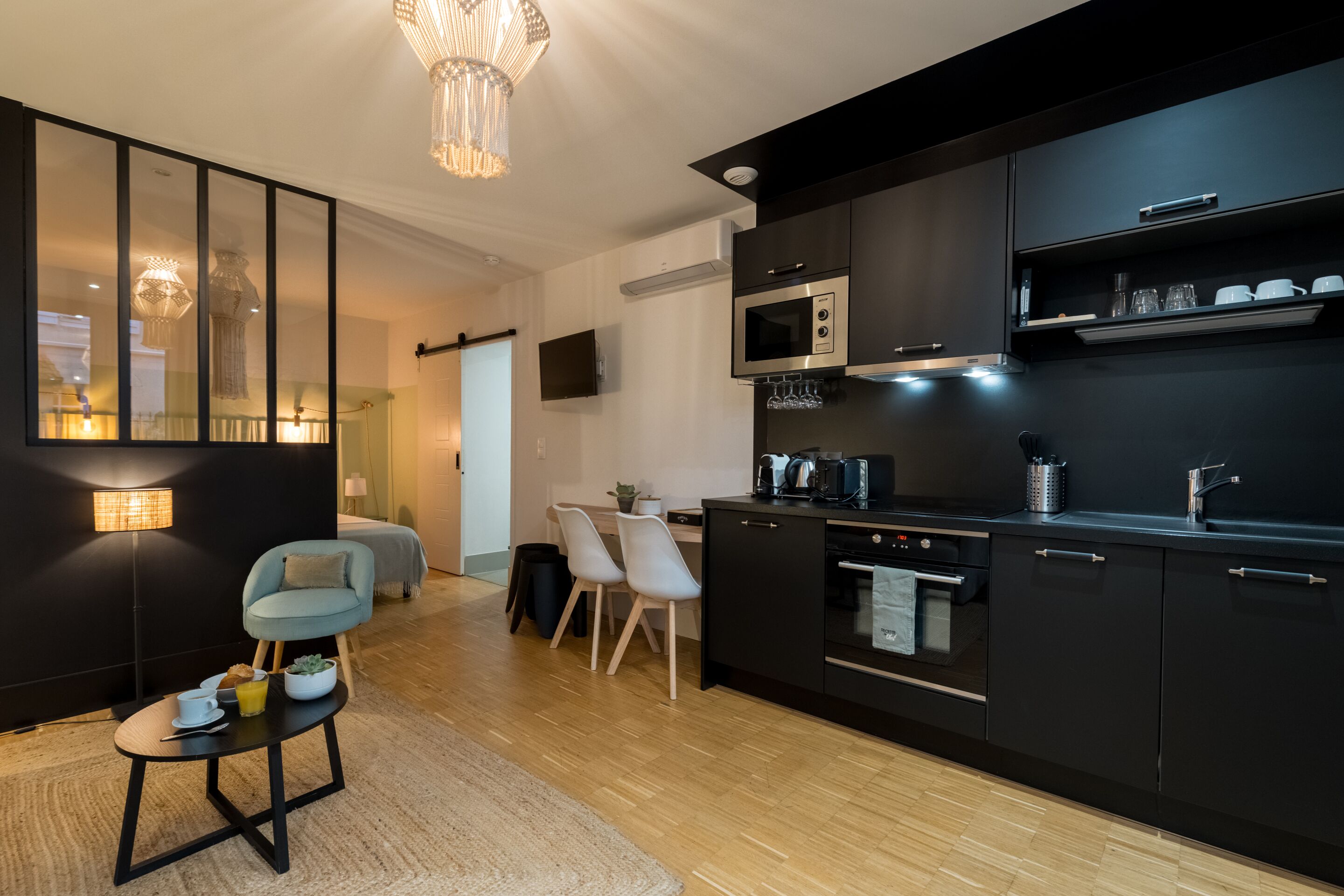 Apartment, eigenes Bad (Euzèbe) | Eigene Küche