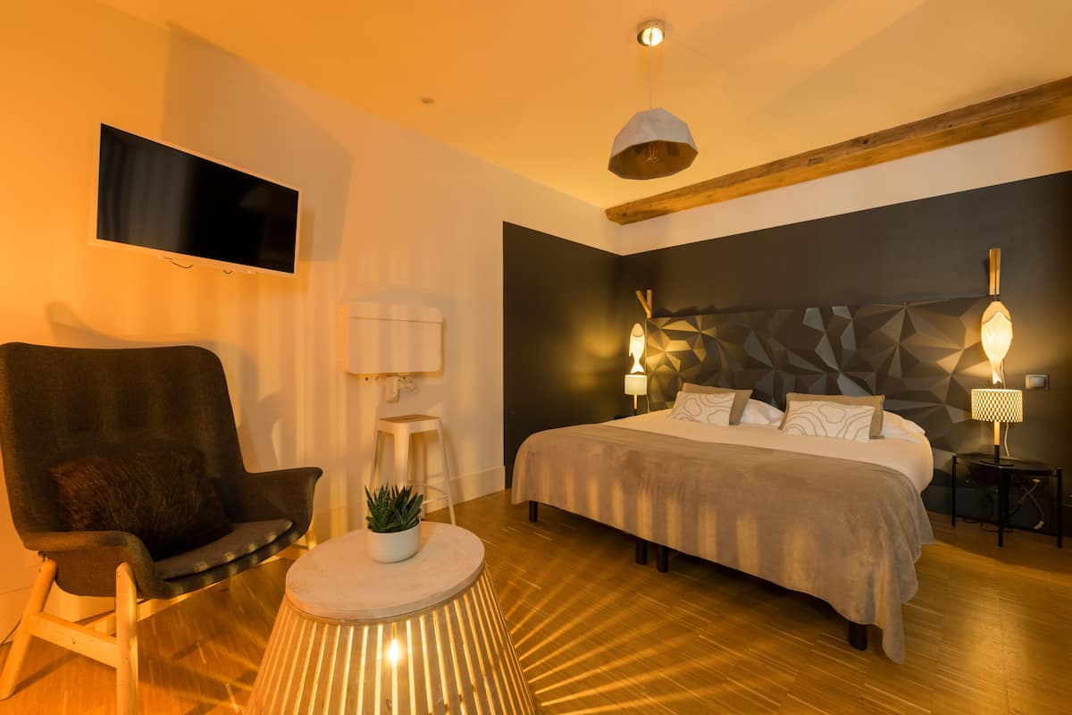 Apartment, Private Bathroom (Edith) | 1 bedroom