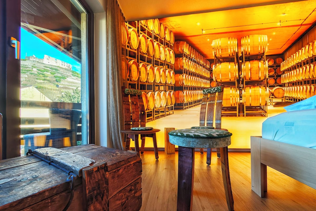 1 habitación, ropa de cama hipoalergénica y muebles diferentes