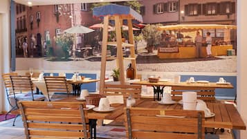 Gratis morgenmadsbuffet hver dag