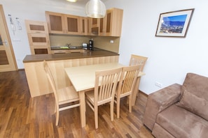 Private kitchen - Luxury Apartments Bolf (Maribor)
