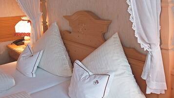 Doppelzimmer | Schreibtisch, schallisolierte Zimmer, kostenloses WLAN, Bettwäsche