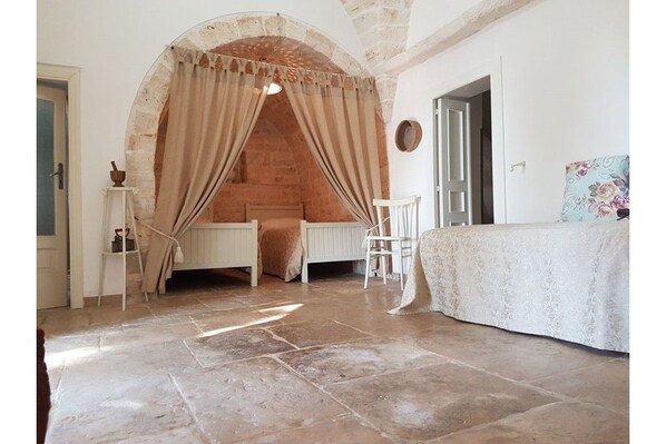 อพาร์ทเมนท์, 1 ห้องนอน, ห้องครัวขนาดเล็ก (Trullo Ulivo) | เครื่องนอนระดับพรีเมียม, มินิบาร์, ผ้าม่านกันแสง, Wi-Fi ฟรี