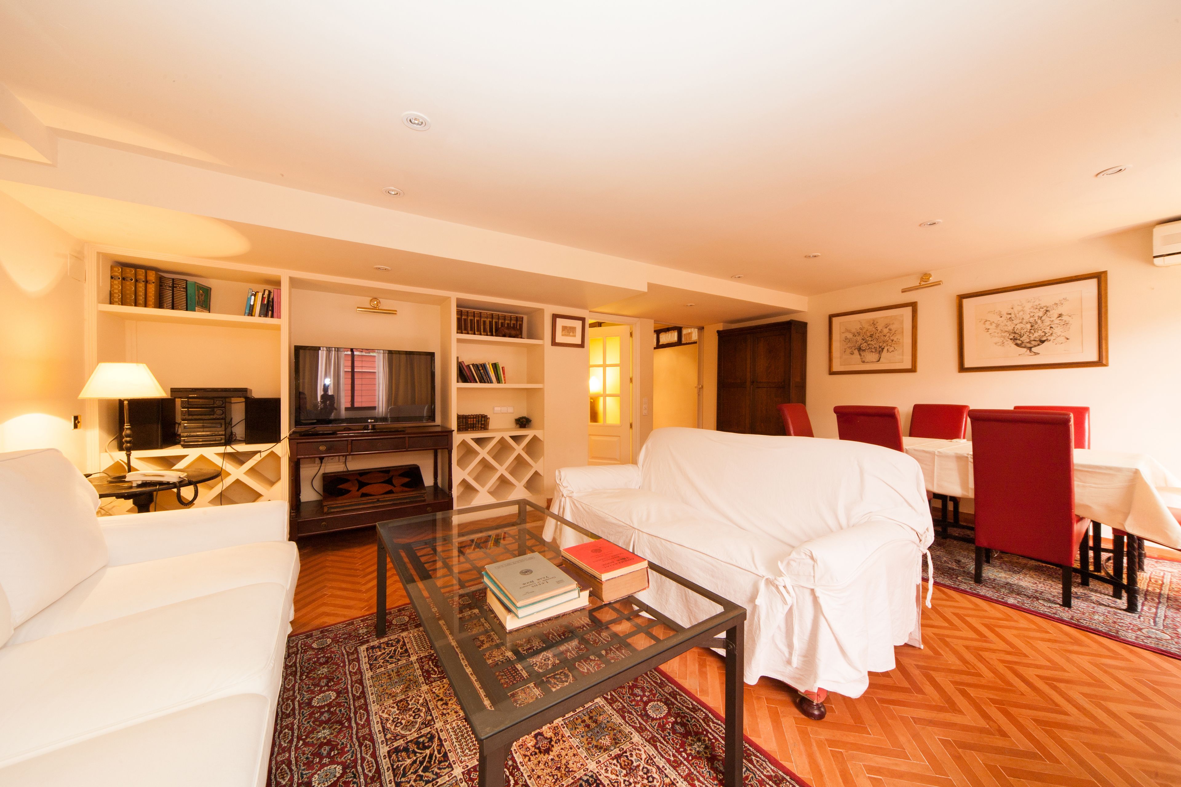 Apartment, 3 Bedrooms (La Gran Casa de Moratín) | Living area | Plasma TV