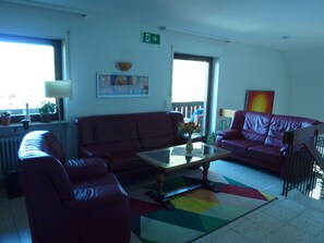 Lobby sitting area - Gasthaus Backhof-Helmle  (Breitnau)