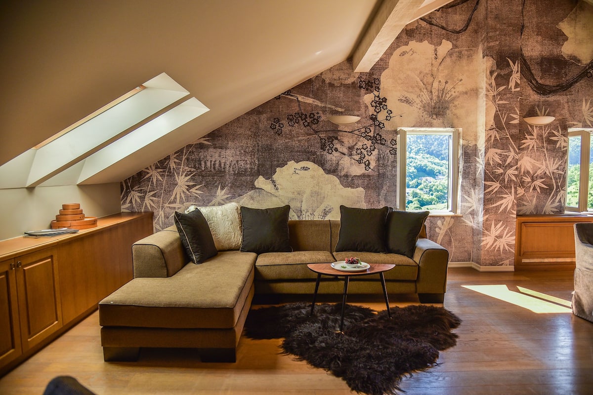 Superior Suite, Sea View | Living area | Flat-screen TV
