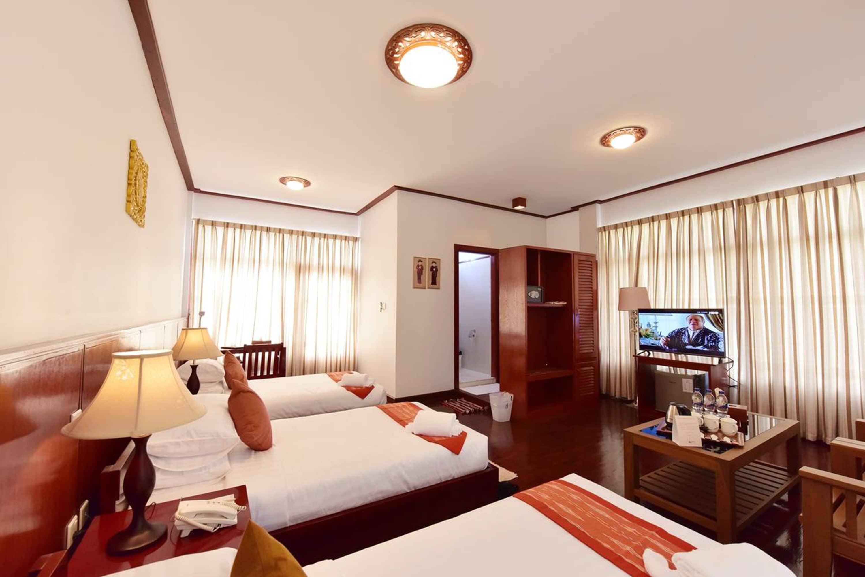 套房 (Maine Li) | 迷你吧、客房內保險箱、書桌、折疊床/加床