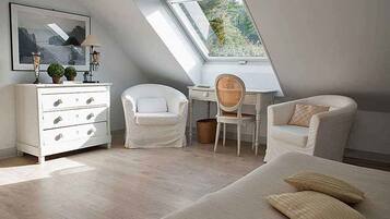 Kamar Double Deluks, 1 Tempat Tidur Queen, pemandangan kebun (Côté Campagne) | Area keluarga