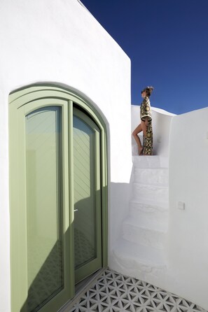 Exterior - Gitsa Cliff Luxury Villa (Santorini)