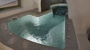 Unclassified image, 3 of 30, button - Gitsa Cliff Luxury Villa (Santorini)
