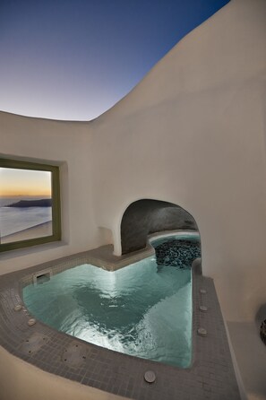 Exterior - Gitsa Cliff Luxury Villa (Santorini)