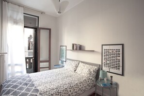 1 habitación, tabla de planchar con plancha y wifi 