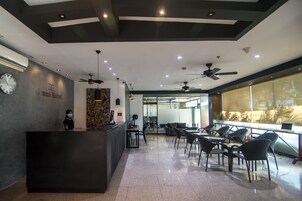 Zona de estar del vestíbulo