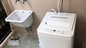 双床房 (2F) | 洗衣