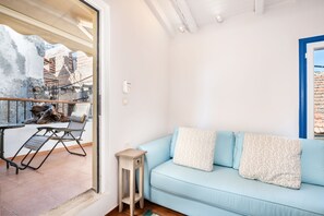 Tradisjonell toetasjesleilighet | Balkong