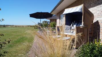 House | Terrace/patio