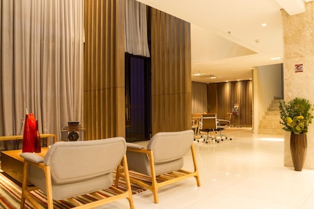 Vestíbulo. Bristol Imperatriz Hotel
