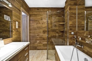 Maisonette | Badezimmer | Haartrockner, Handtücher