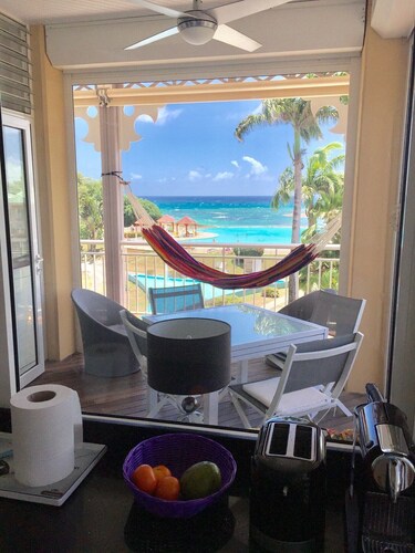 MEERBLICK klimatisierte Wohnung von 65m2 + 30m Terrasse - Meerblick und Pool