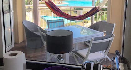 MEERBLICK klimatisierte Wohnung von 65m2 + 30m Terrasse - Meerblick und Pool