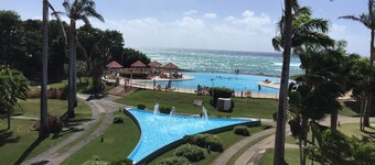 SEA VIEW luftkonditionerad lägenhet på 65m2 + 30m terrass - havsutsikt och pool