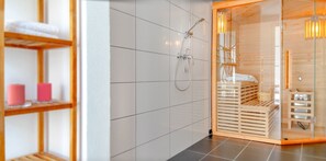 Apartment (Hambacher Schloss) | Eigener Whirlpool