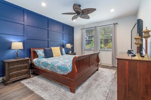 3 slaapkamers, verduisterende gordijnen, een strijkplank/strijkijzer