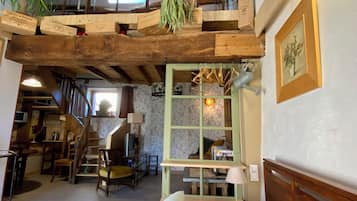 Family Quadruple Room (Dame Nature) | 1 bedroom, individually decorated, individually furnished